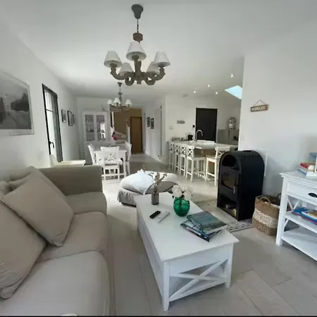 Les Lopins Apartment